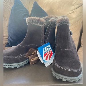Khombu Gracie Brown Suede winter ankle boots size 7 1/2m nwt